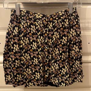 Urban Outfitters Black Floral Skort - US S